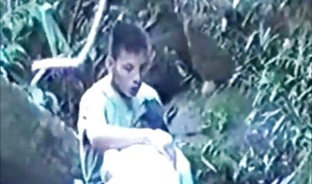 masturbation de baby-sitter indonésienne amateur film xxx (caméra cachée)